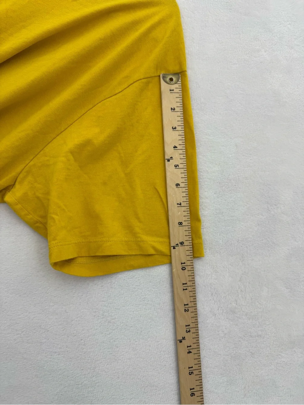 Gucci Crewneck T-Shirt Mens Size XL Yellow Short Sleeve Cotton